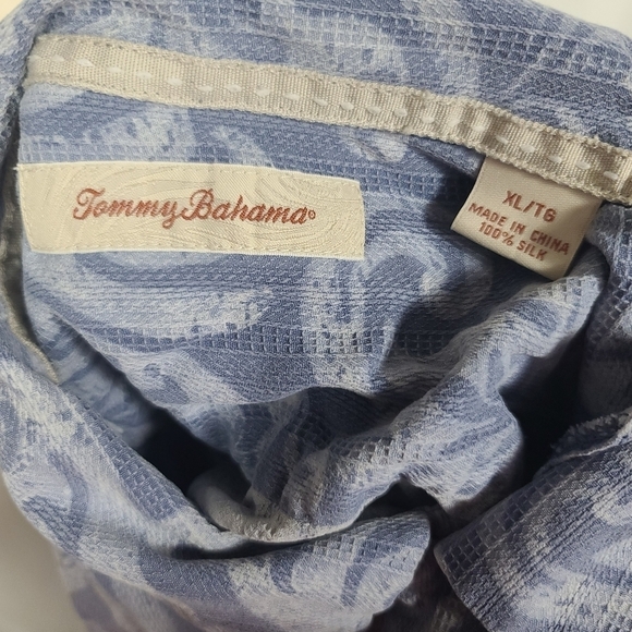 Tommy Bahama Blue Button Down Short Sleeve Silk Shirt XL - Picture 5 of 5